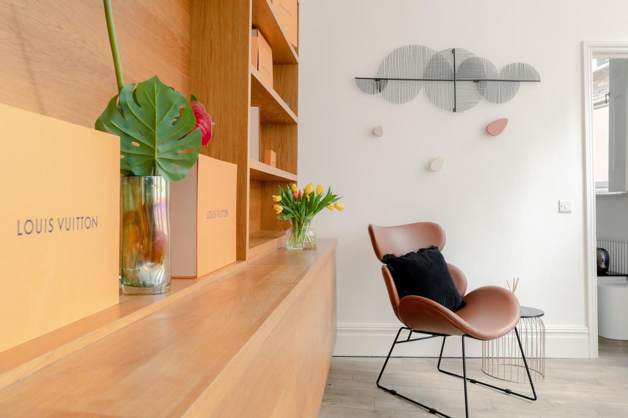 Апартаменты Rare Find Off Oxford St! Soho 5Bed Design House For Xxl Groups Лондон Номер фото