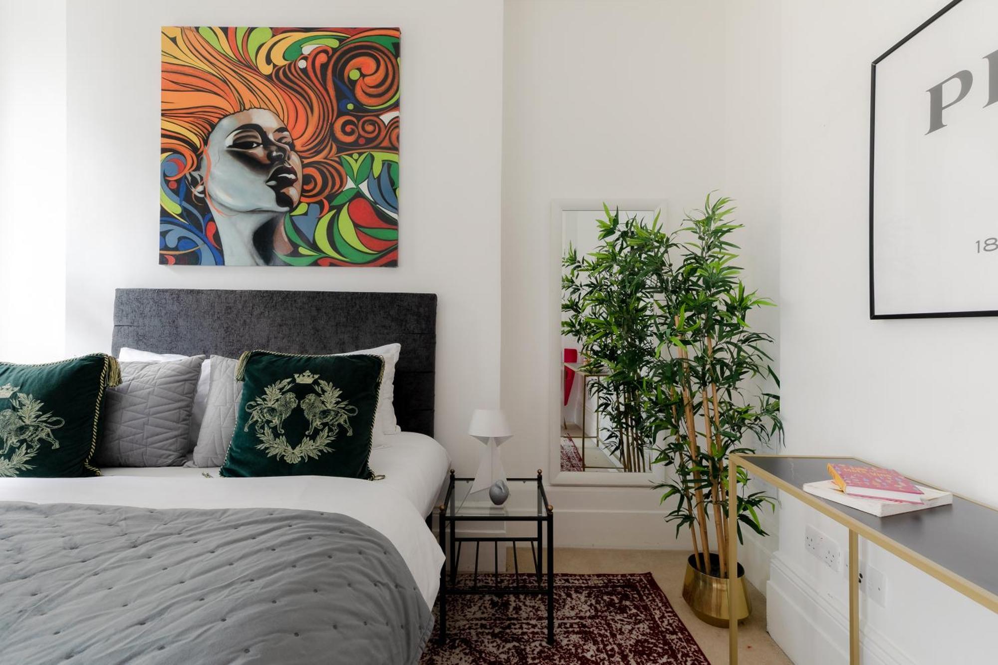 Апартаменты Rare Find Off Oxford St! Soho 5Bed Design House For Xxl Groups Лондон Номер фото