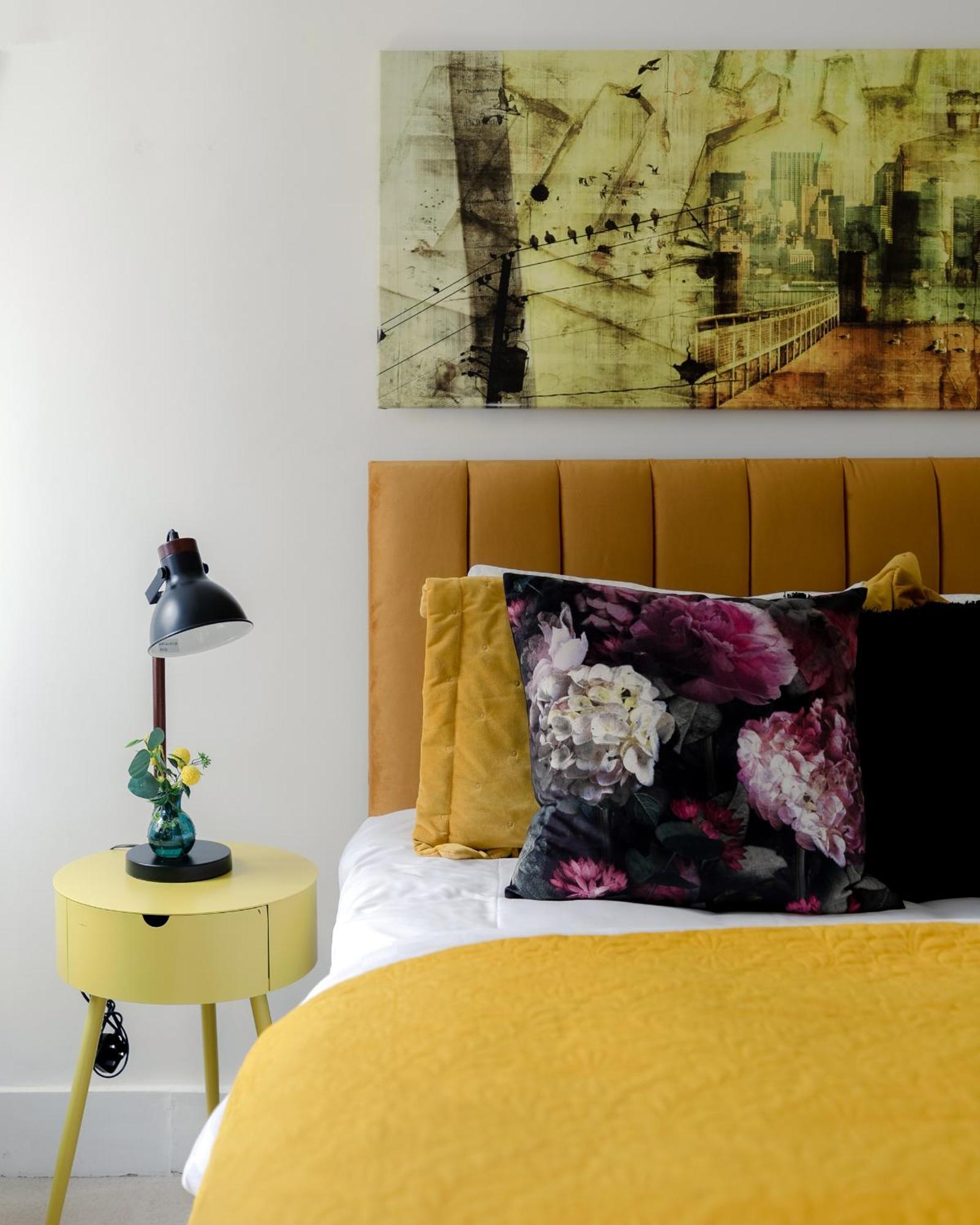 Апартаменты Rare Find Off Oxford St! Soho 5Bed Design House For Xxl Groups Лондон Номер фото